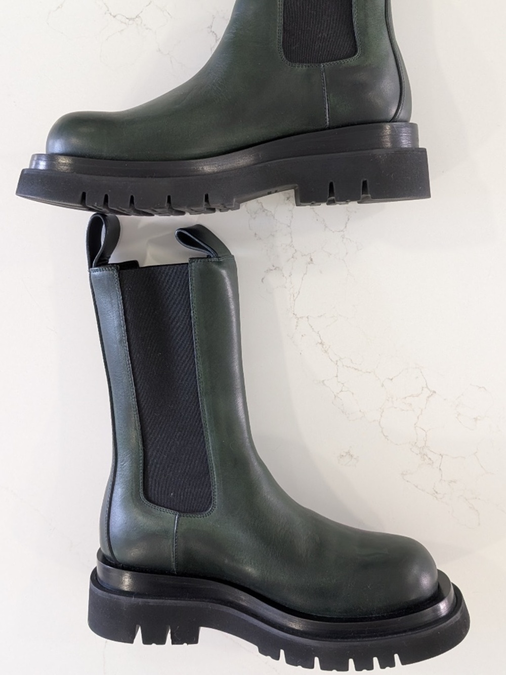 Bottega Veneta Lug Black Leather Chelsea Boots IT 37.5 US 7.5 NWOB $1450